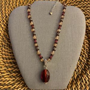 Carol Beaded Necklace Red Pendent